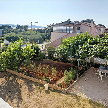 Relax & Enjoy At Powermoni Apartment Bibinje