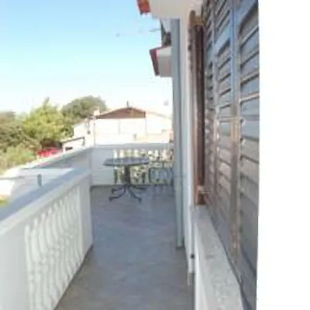 Relax & Enjoy At Powermoni Appartement