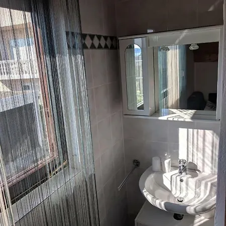 Apartment Relax & Enjoy At Powermoni Bibinje
