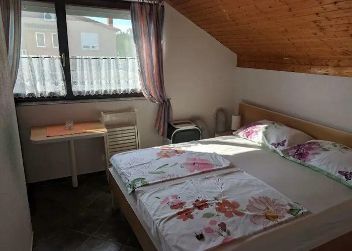 Apartment Relax & Enjoy At Powermoni Bibinje