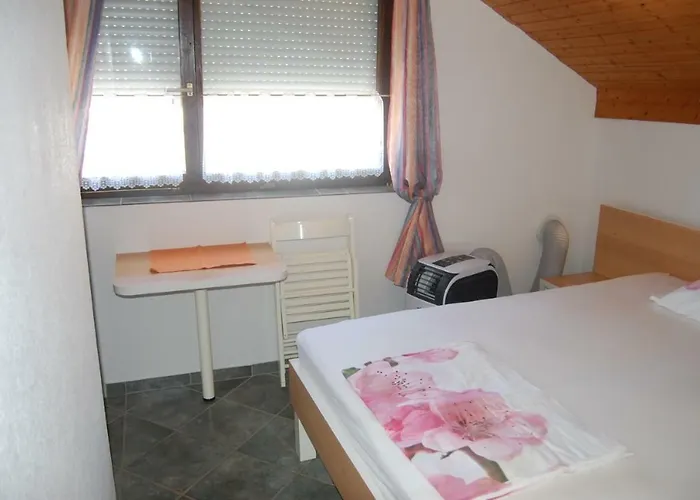 Relax & Enjoy At Powermoni Apartment